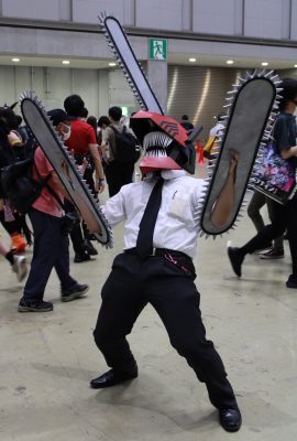 C100 interesting cosplayer