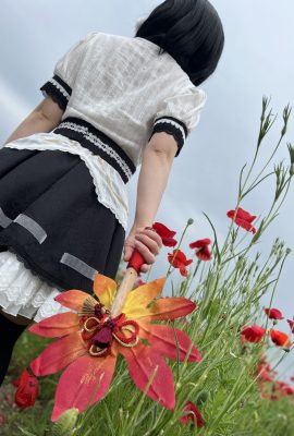 (Creampie) Sexual circumstances of the monsters' mountain 2! 3rd round of creampie with Bunka!? A cosplayer girlfriend and a beautiful crossdresser get along well and film it together ★ 2-hole play and reverse anal, we tried to get close on a holiday where anything goes