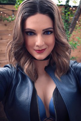 Ashley Barron – Black Canary