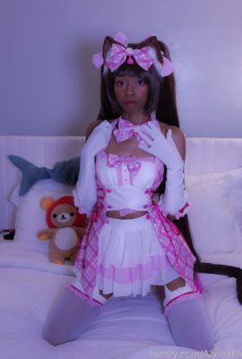 Alycia Elvie – Chocola