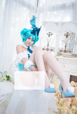 初音未来 @矢泽吱吱吱 (10 photos)