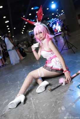Honkai Impact 3 Yaezakura @源子Lyanz (9 photos)