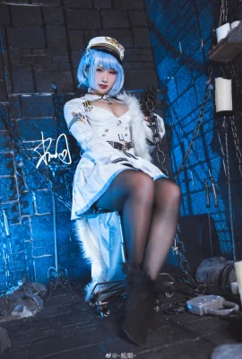 Azur Lane Chapayev @-柘烟- (9 photos)