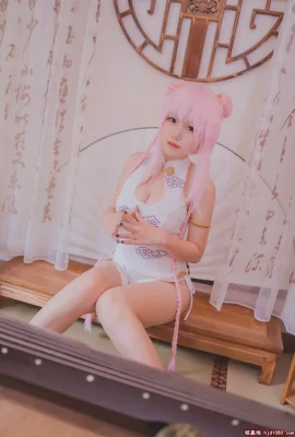 (HT95Cosplay) VOL.07 Pure and Beautiful Girl (18 photos)