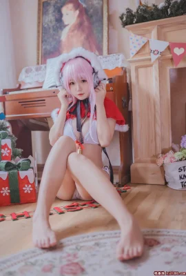(HT95Cosplay) VOL.06 Pure and Beautiful Girl (18 photos)