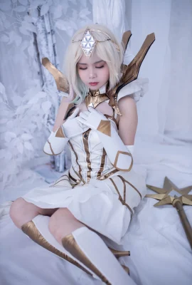 League of Legends Lux @淒佰议世LU (9 photos)