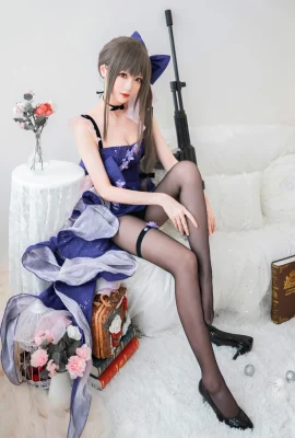 Butterfly beauty in blue skirt, private room Cosplay theme, sexy black stockings, beautiful legs, seductive temptation photos (20 photos)