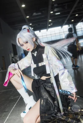 King of Glory Shangguan Wan’er CN: Jian Fan @张阳杰一(9 photos)