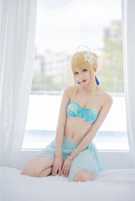 Frontier v – Saber Artoria Pendragon swimsuit