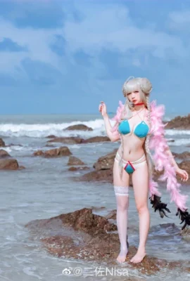 Azur Lane Awesome Swimsuit Cos Royal Lady on the Beach cn Erzuo Nisa (9 photos)