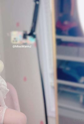 (MissWarmJ) 2B Bride Selfie