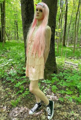Cute Pink Unicorn – Zero Two