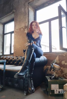 Asami Gate – Black Widow