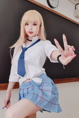 Misaki Cosplayer -marin (21 photos)