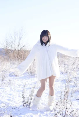 Rina Asakawa “In an unforgettable winter” (62 Photos)