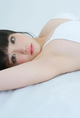 (Nagi Nemoto) The cool short-haired girl reveals her breasts and shows her ruthless side without hiding it… (8 Photos)