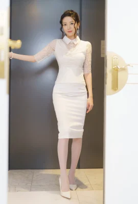 (Nara) Showing sexy charm and spicyness (36 Photos)
