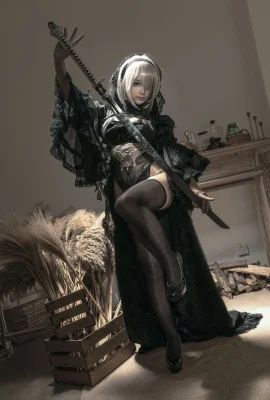 Stupid Momo Black Flower Marriage (20 photos)