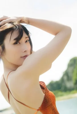 Akai Saki’s GRACIA All Unreleased Special Edition Vol.2 120 Pages Deluxe Edition (109 Photos)