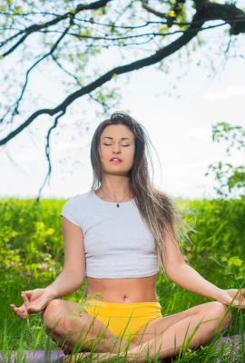 Lilian A – Meditation (112 Photos)