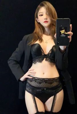 YiXiaoYangZe – Elegant Woman Elegant Woman (35 Photos)