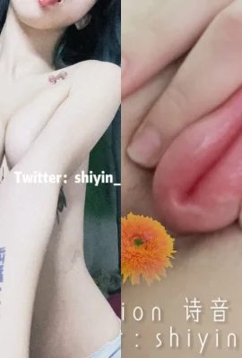 Rare dark photos of internet celebrity female college student pink and hairless super pure and tender! (11 Photos)