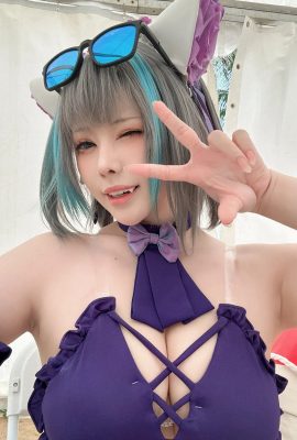 Silly Pig Fan – Azur Lane Cheshire Swimsuit