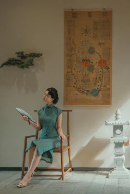 Online beauty Nnian sea flower theme sexy ancient style cheongsam reveal white underwear with black silk stockings showing perfect body temptation photo 80P