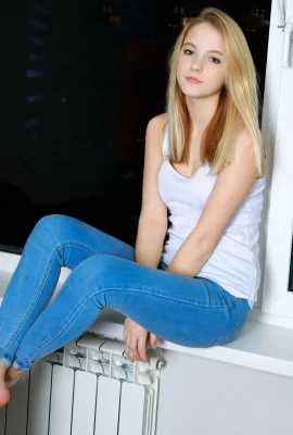 Mia Chance – It’s exhausted (87 Photos)
