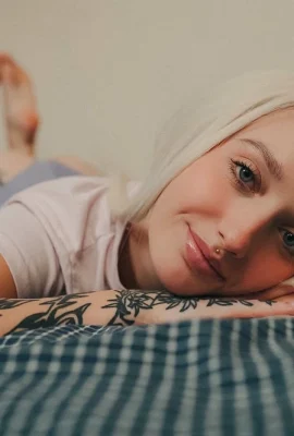 [Suicide Girls]Jun 01, 2025 – Thelolaboop – Bedroom Eyes[42P]