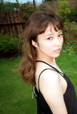 (Kikimika) Full and beautiful breasts are too hot to resist temptation (25 Photos)